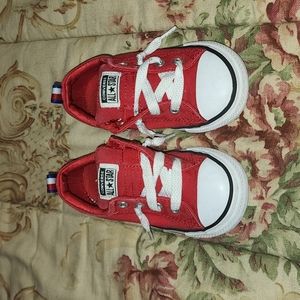 Converse Red Stretchy size 8